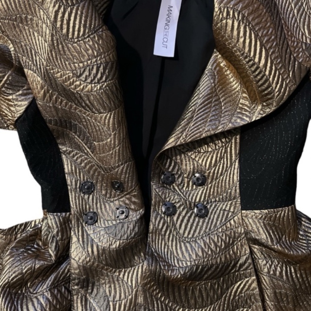 MAKING THE CUT Standard Metallic Jaquard Coat & Scarf jacket gold NWT size small - Picture 10 of 14